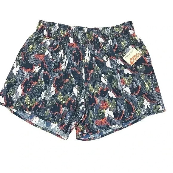 NWT Free People Movement In The Wild Printed Shorts Supernova Combo Size XS - Picture 2 of 8